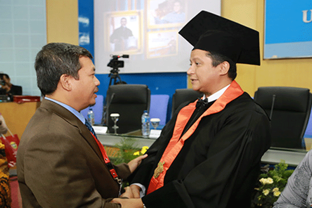 Guru Besar Unhas Prof...