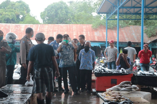 Bupati Maros Bagikan...