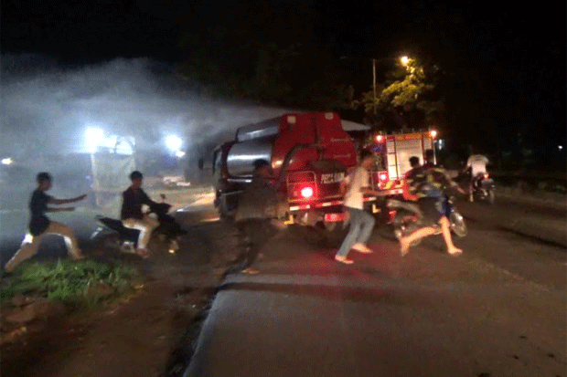 Tetap Berkumpul Saat...