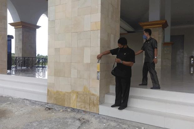Anggota DPRD Sinjai...