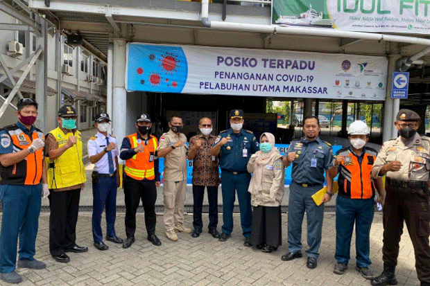Kapal DLU Bantu Evakuasi...