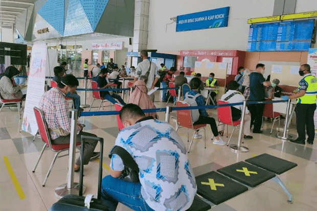 Bandara Sultan Hasanuddin...