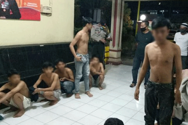 Belum Sempat Menyerang,...