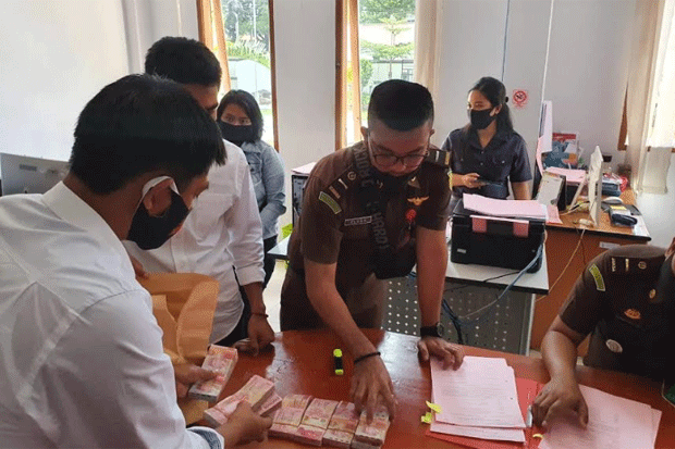 Polres Tana Toraja Limpahkan...