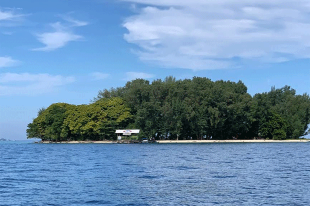 2 Pulau Tak Berpenghuni...