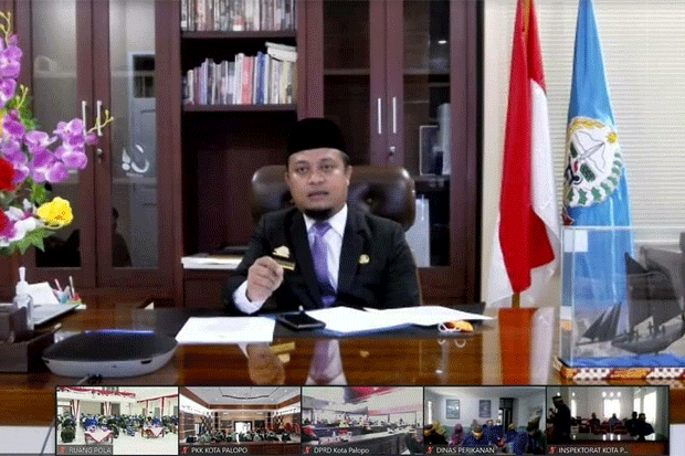 Di Paripurna HUT Kota...