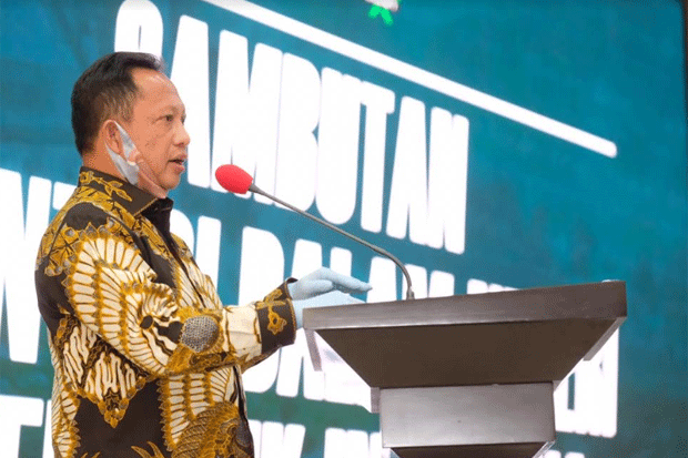 Mendagri Tantang Kepala...