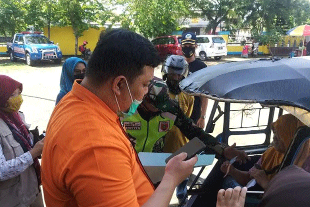 Dinsos Pangkep Pantau...