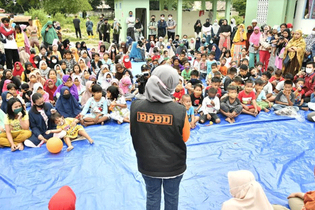 Bupati Lutra Peringati...