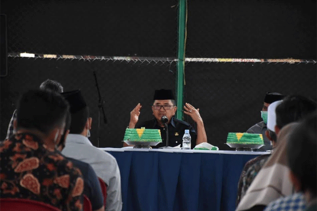 Warga Palopo Diminta...