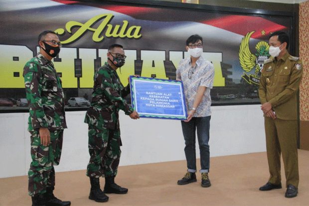TBIG Serahkan Bantuan...