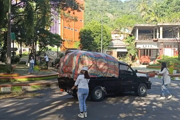 Persatuan Seniman Massenrempulu...
