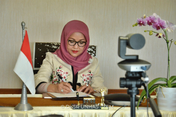 Rektor Unhas Jadi Komisaris...