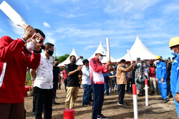Gubernur Lakukan Pematokan...