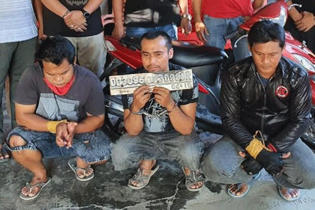 Oknum Karyawan Dealer...
