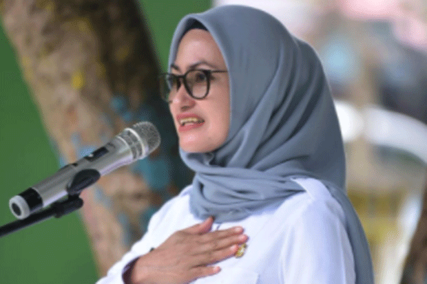 Indah Ajak Masyarakat...
