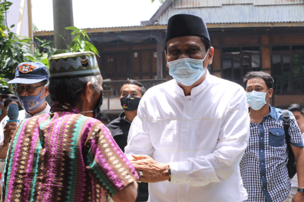 Tak Mau Umbar Janji,...