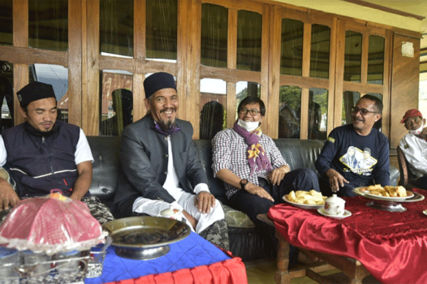 Warga Rinding Allo Dukung...