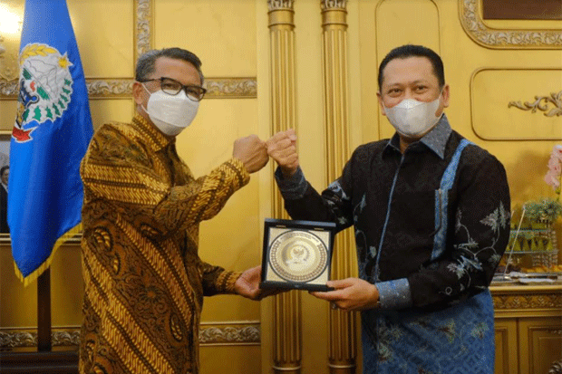 Sambut Ketua MPR RI,...