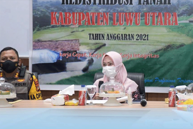 Pimpin Sidang PPL Redistribusi...