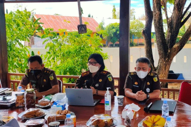 Tunggakan Pajak Bumi...