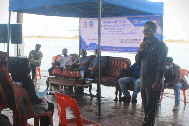 Legislator Ray Suryadi...