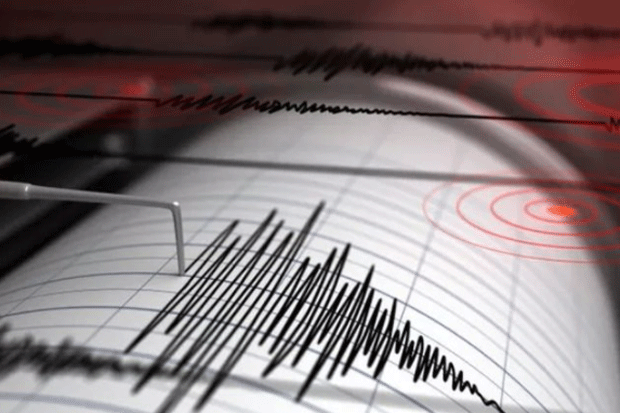 Gempa M5,3 Guncang Mamasa,...