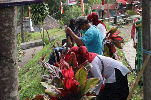 Jelang HUT Ke-76 RI,...
