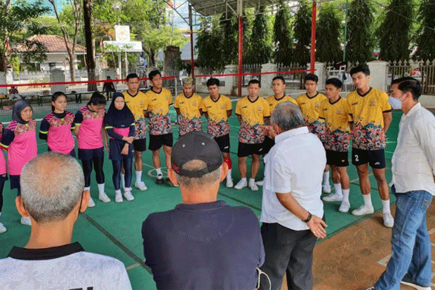 Kunjungi Tempat Latihan...
