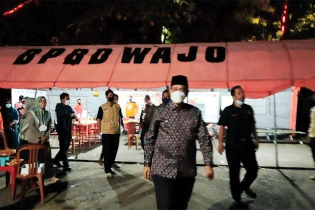 Bupati Wajo Kunjungi...