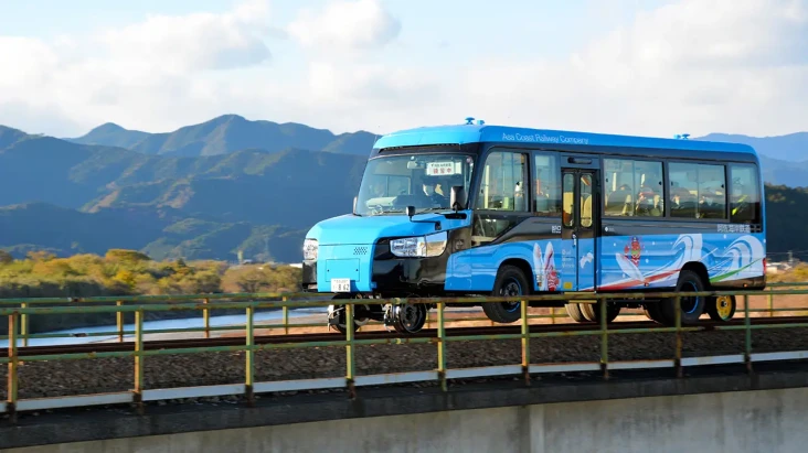 Jepang Luncurkan Mobil...