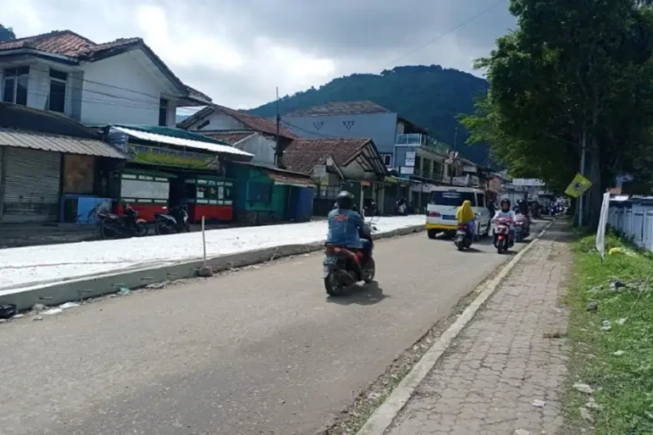 Perbaikan Jalan Selatan...
