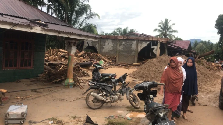Awal Tahun 2022, Banjir...