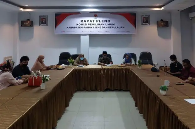 4 KPU di Sulsel Temukan...