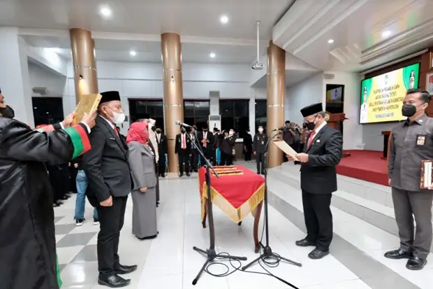 273 Pejabat Fungsional...
