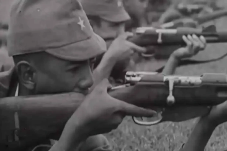 6 Organisasi Militer...
