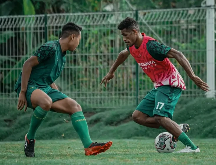 Ricky Kambuaya dan Marselino...
