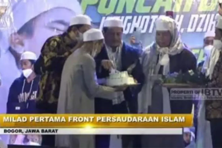 Gelar Dzikir Akbar di...