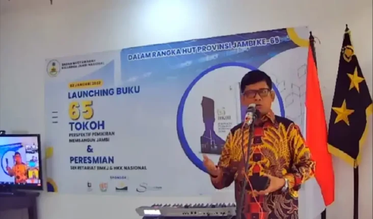 Buku 65 Tokoh Diluncurkan,...