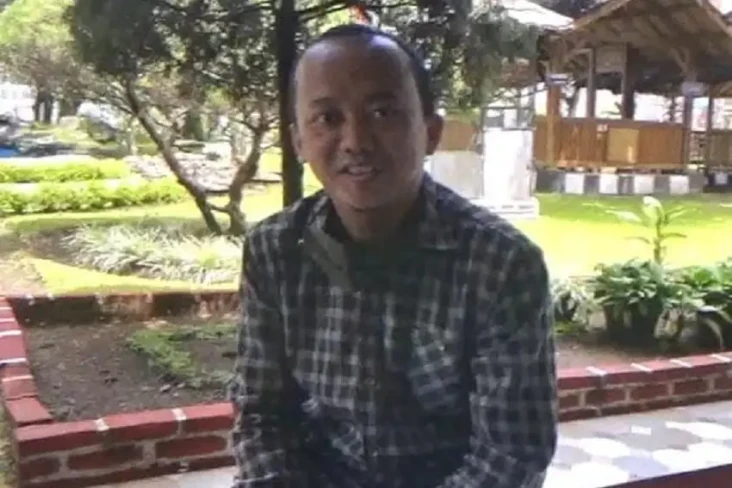 Sosok Herry Wirawan...