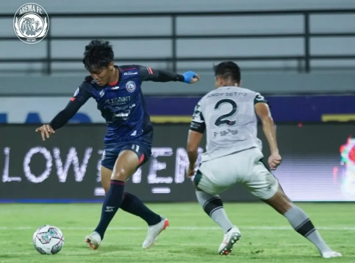 Liga 1 Arema vs Persikabo:...