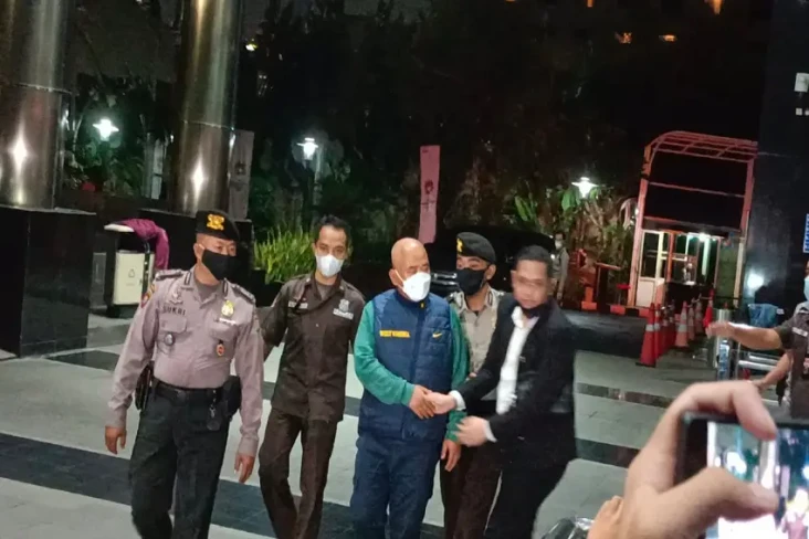 Tiba di KPK, Wali Kota...