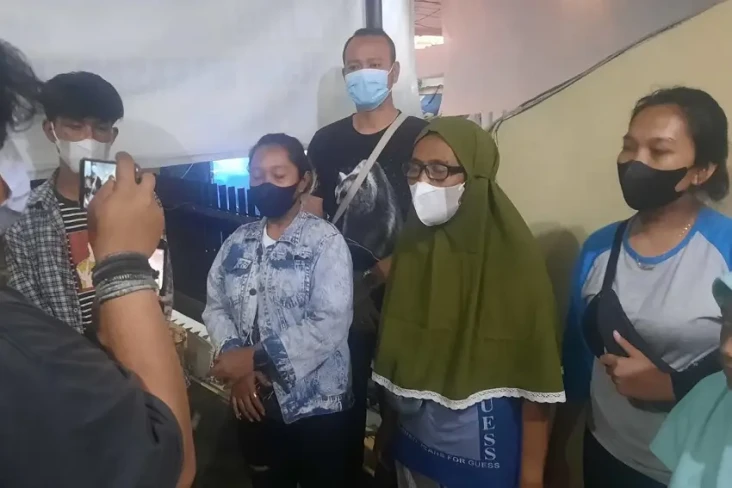 Aksi Brutal 20 Pemuda...