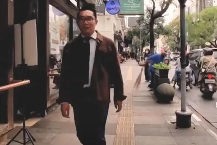 Ridwan Kamil Parodikan...