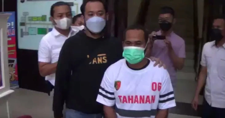 Pelaku Utama Pengiriman...