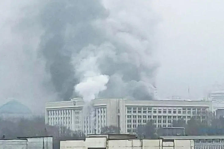Demonstran Kazakhstan...