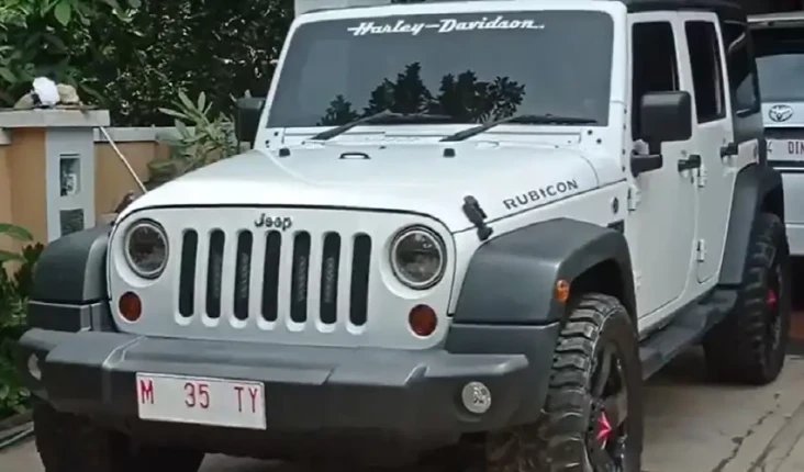 Ini Nomor Cantik 3 Mobil...