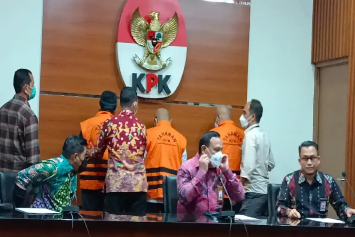 KPK Tetapkan Wali Kota...