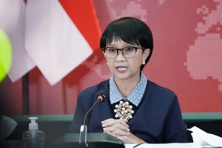 Menlu: Indonesia Harus...