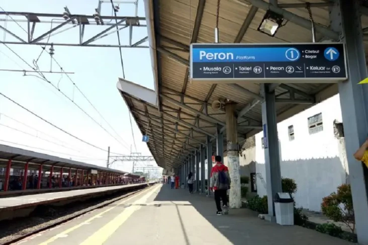 Atasi Kemacetan, Stasiun...